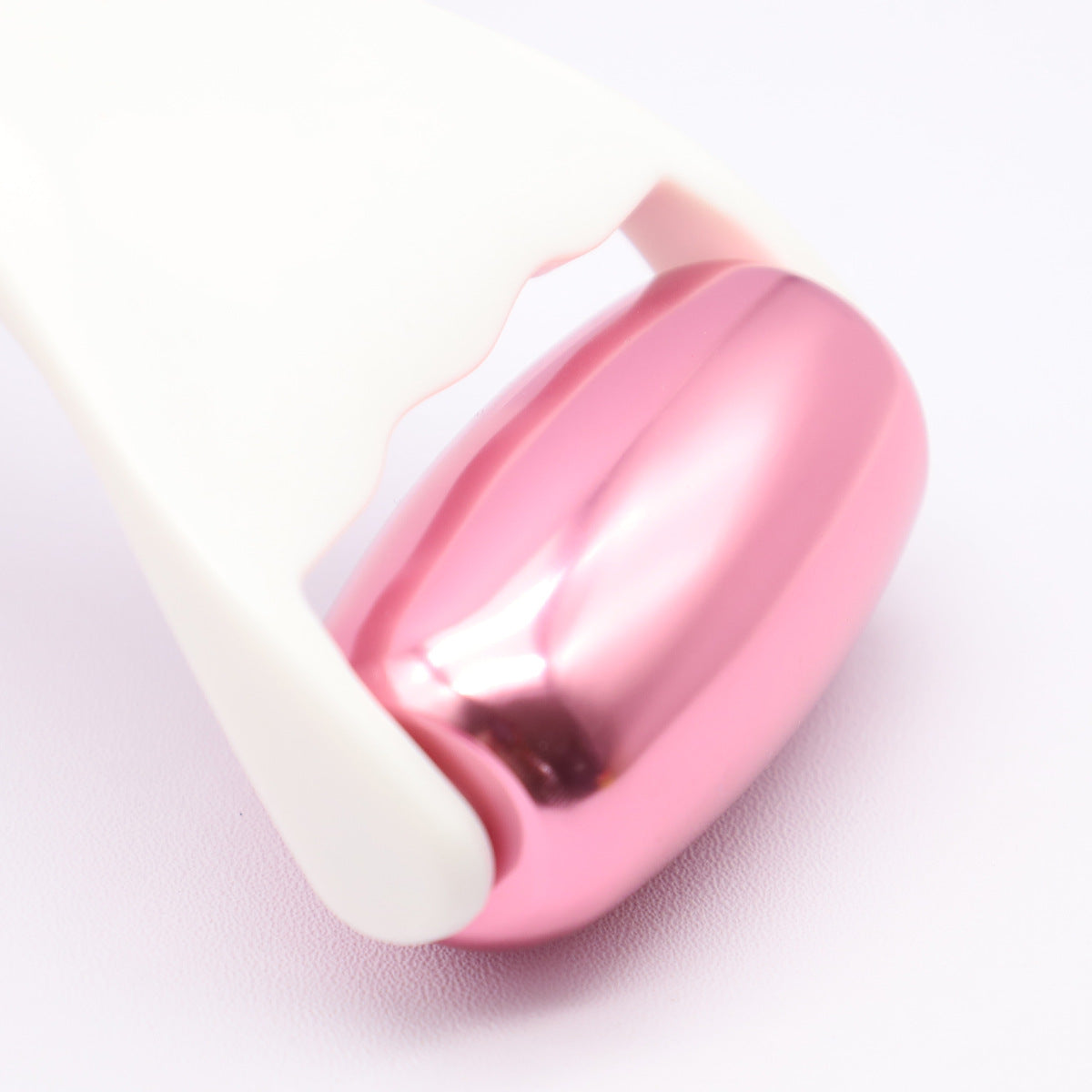 Rodillo de Hielo Facial Rose Gold — Terapia Fría para Rostro y Cuerpo